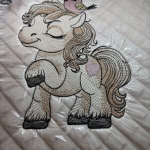 Babatakaró - Lány lovacska